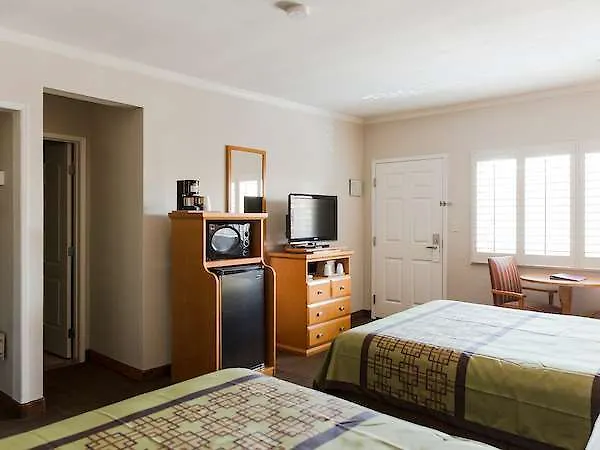 Motel Anaheim Islander Inn And Suites Near Park And Convention Center