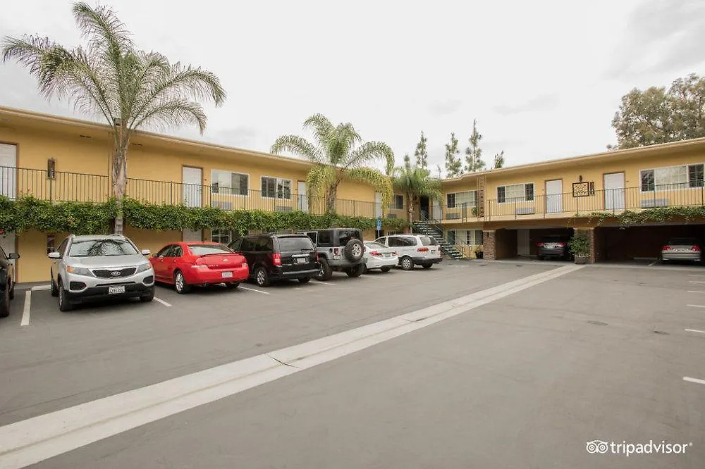 Motel Anaheim Islander Inn And Suites Near Park And Convention Center